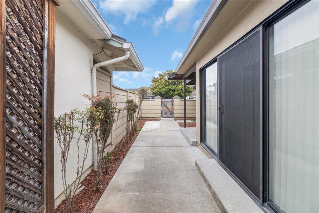 1575 Sepulveda Drive