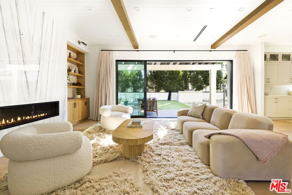 6310 Mirror Lake Drive
