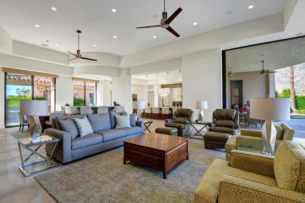 Estancias at South Canyon - Residential