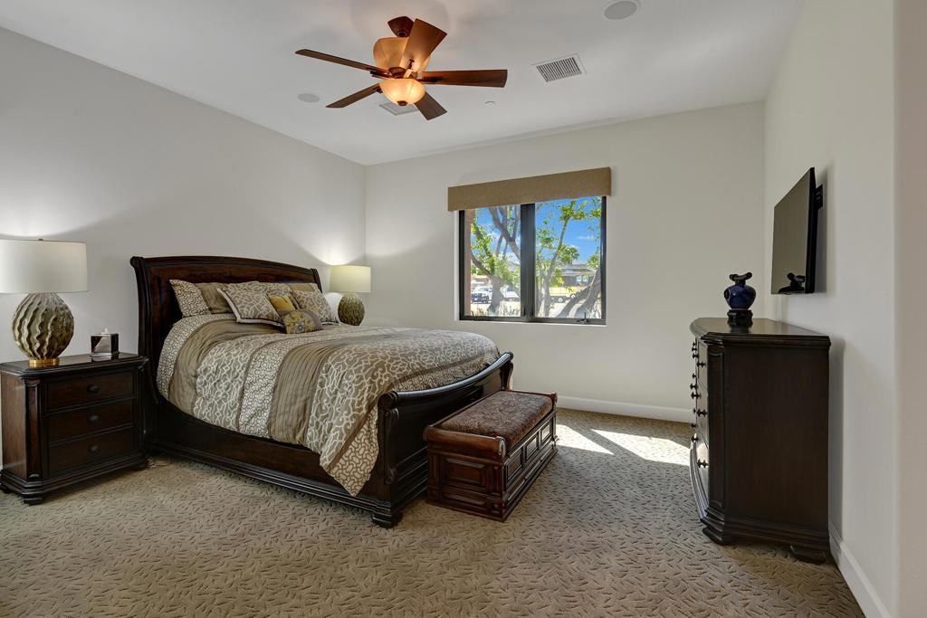 Estancias at South Canyon - Residential