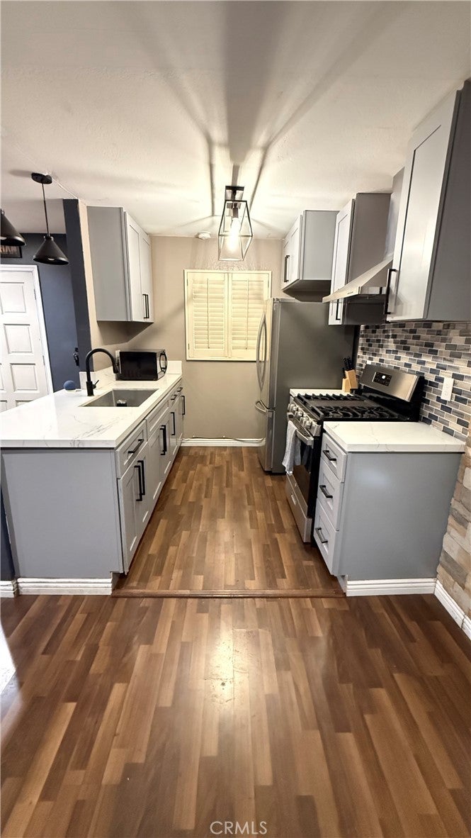 1082 Cabrillo Park D