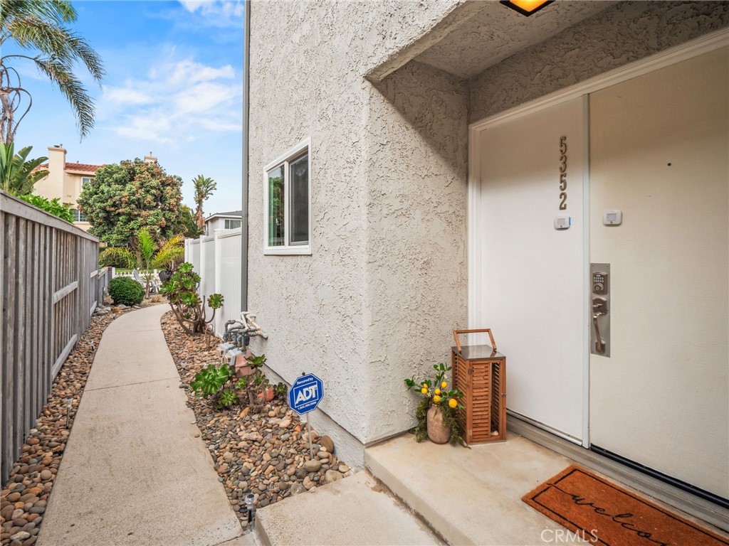 Driftwood Townhomes urban Brokerage - Residential