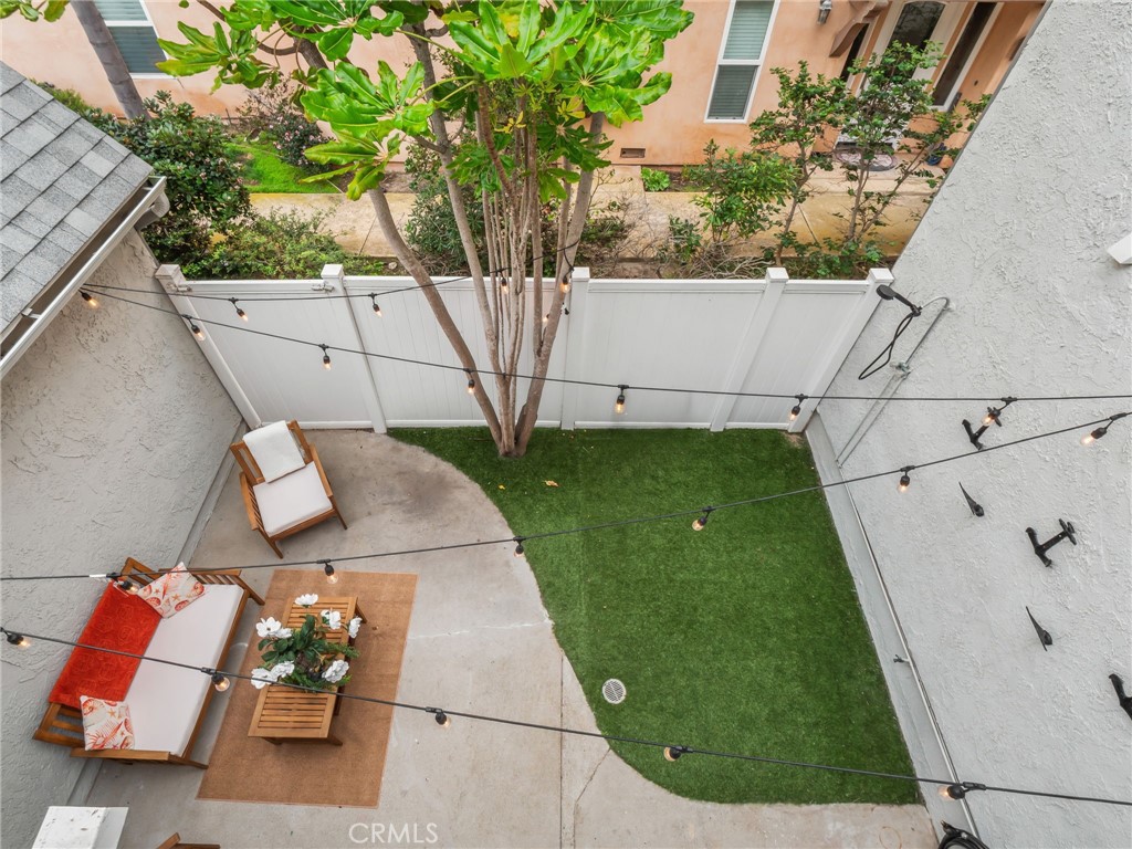 Driftwood Townhomes urban Brokerage - Residential