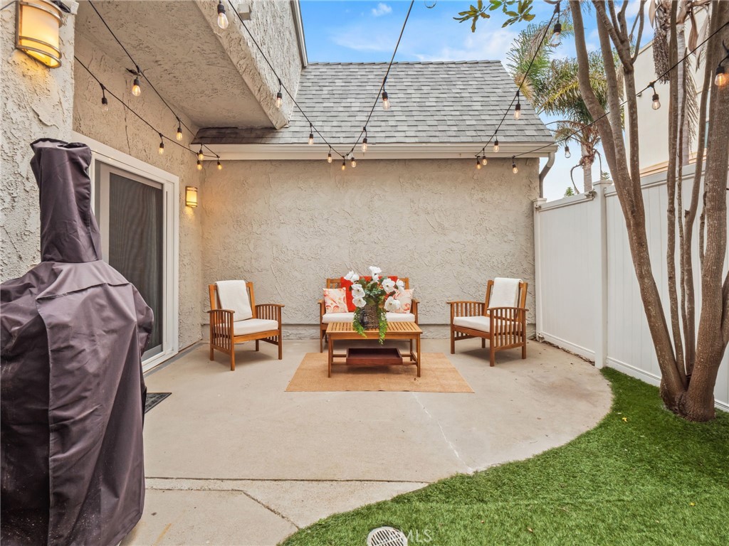 Driftwood Townhomes urban Brokerage - Residential