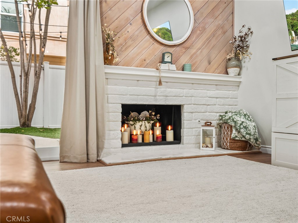 Driftwood Townhomes urban Brokerage - Residential