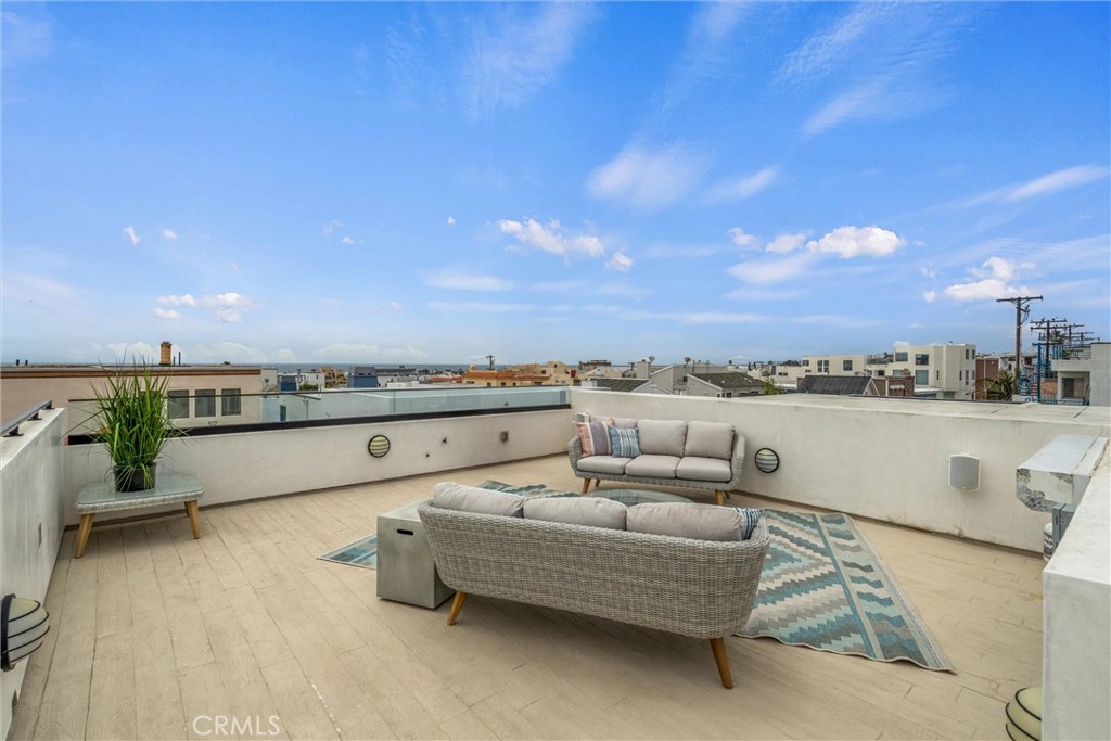 222 2nd Street