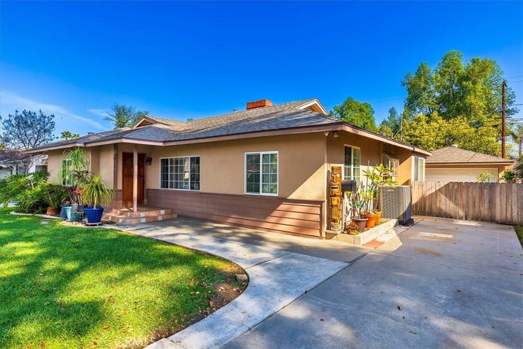 4423 Maplewood Place