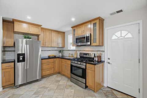 Tiny photo for 2293 W Hedding Street, San Jose, CA 95128 (MLS # ML82054932)