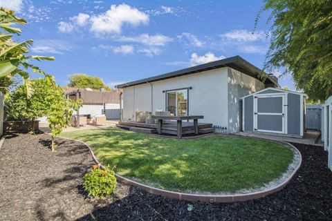 Tiny photo for 2293 W Hedding Street, San Jose, CA 95128 (MLS # ML82054932)