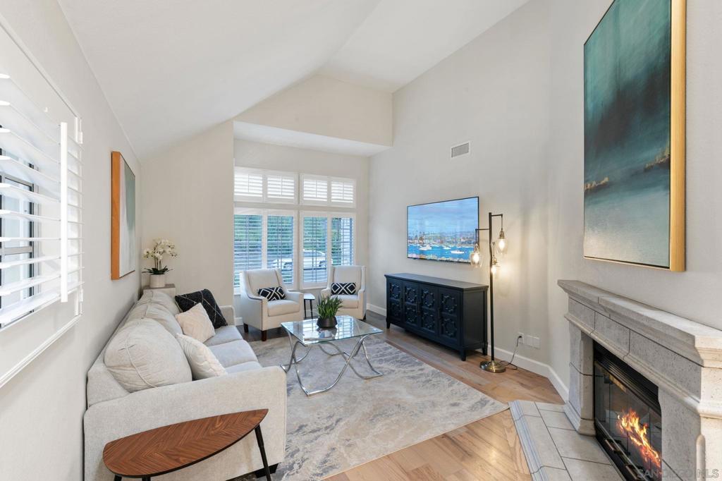 11436 Ballybunion Sq Sq, San Diego CA 92128