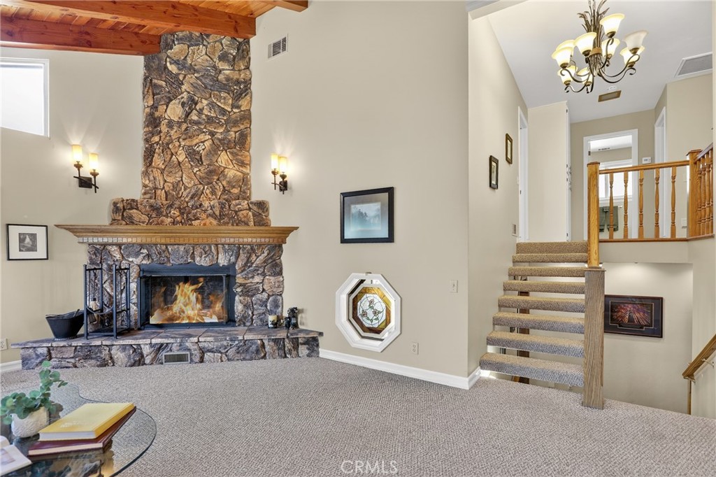 Lake Arrowhead, California, 92352, United States, 5 Bedrooms Bedrooms, ,4 BathroomsBathrooms,Residential,Active,2034696