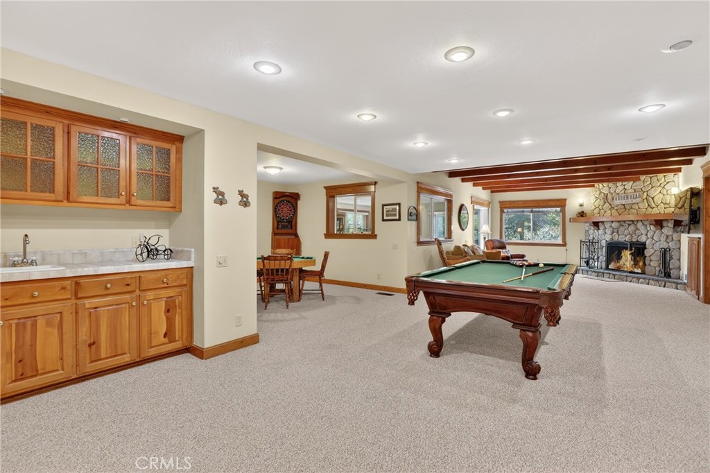 Lake Arrowhead, California, 92352, United States, 5 Bedrooms Bedrooms, ,4 BathroomsBathrooms,Residential,Active,2034696