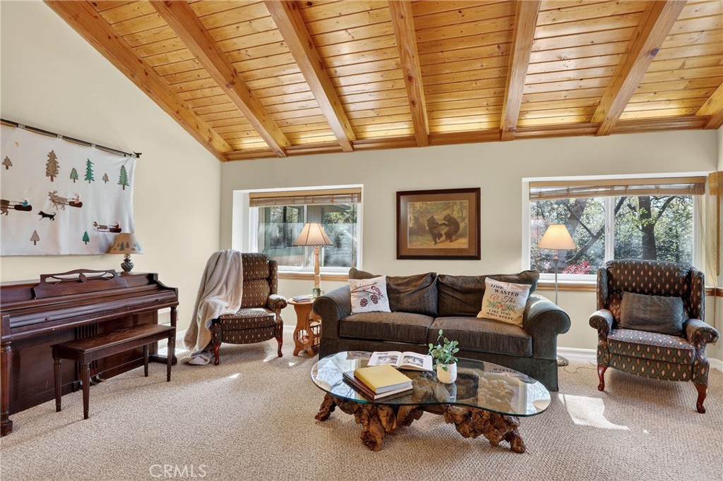 Lake Arrowhead, California, 92352, United States, 5 Bedrooms Bedrooms, ,4 BathroomsBathrooms,Residential,Active,2034696