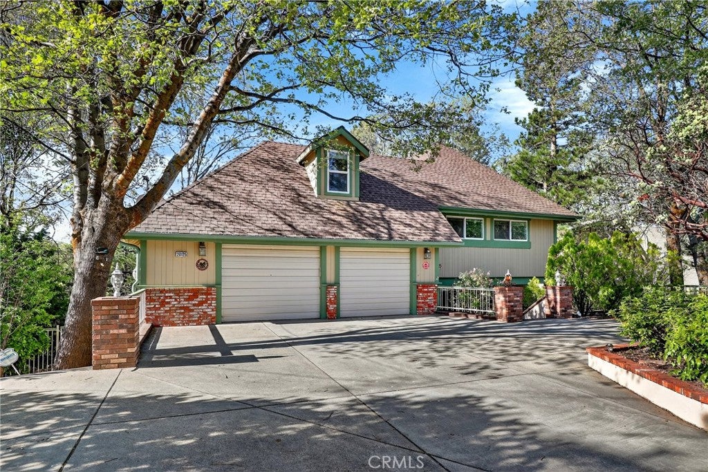 28125 Geneva Lane