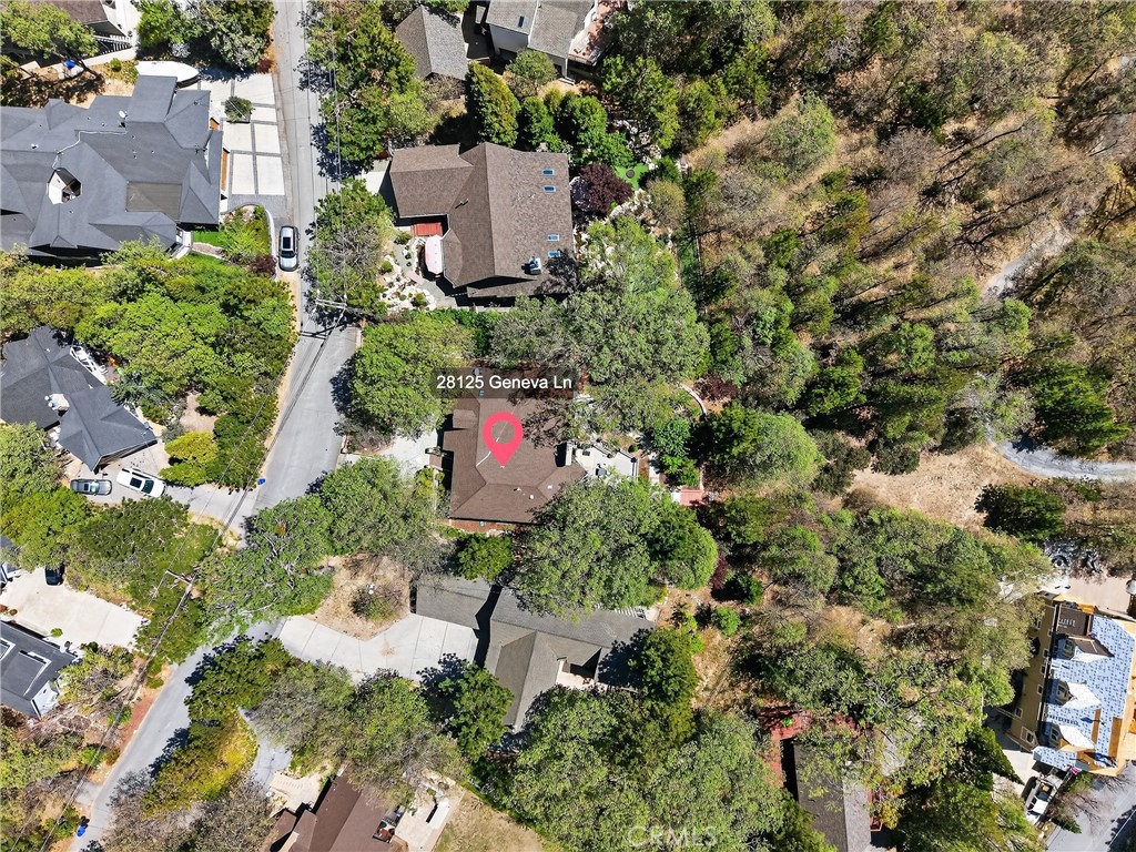 Lake Arrowhead, California, 92352, United States, 5 Bedrooms Bedrooms, ,4 BathroomsBathrooms,Residential,Active,2034696