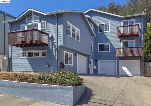 Photo of 534 Adams St ST, Albany, CA 94706 (MLS # 41146669)