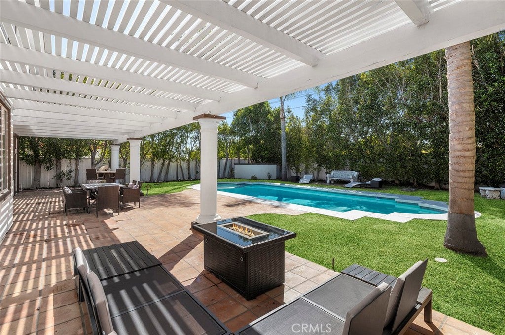 11 Petria, Irvine CA 92606 - Photo 45