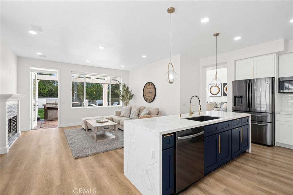 11 Petria, Irvine CA 92606 - Photo 17