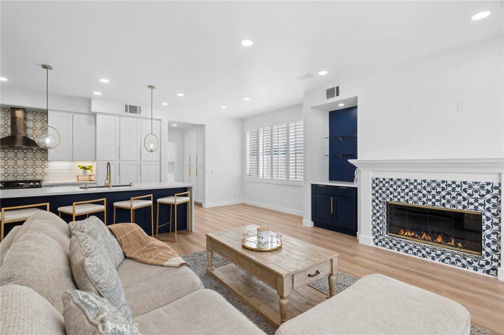 11 Petria, Irvine CA 92606 - Photo 15