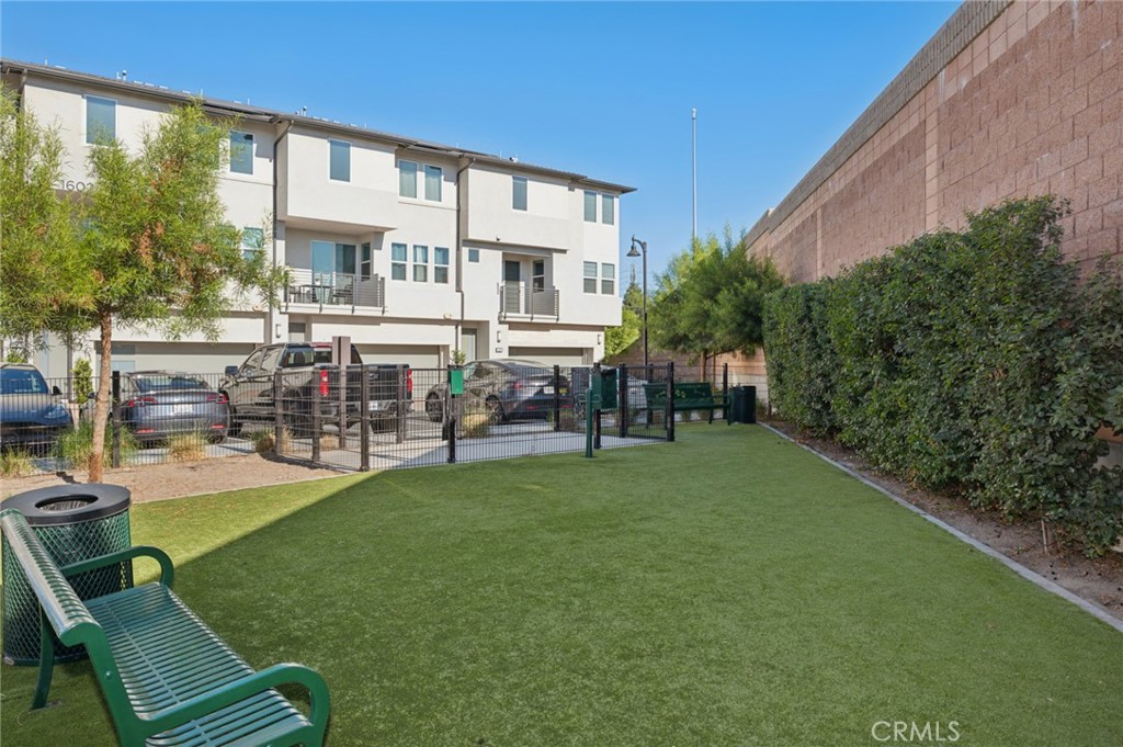 1503 W Cara Drive