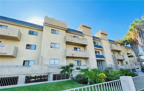 Photo of 10901 LAUREL CNY BLVD #209, San Fernando, CA 91340 (MLS # SR25151612)