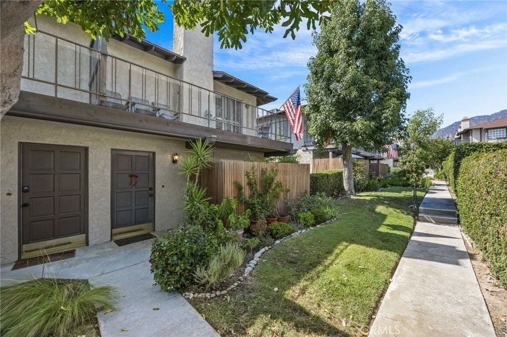 541 Linwood Ave C