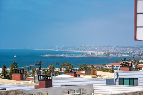Photo of 431 Camino De Las Colinas, Redondo Beach, CA 90277 (MLS # SB26094657)
