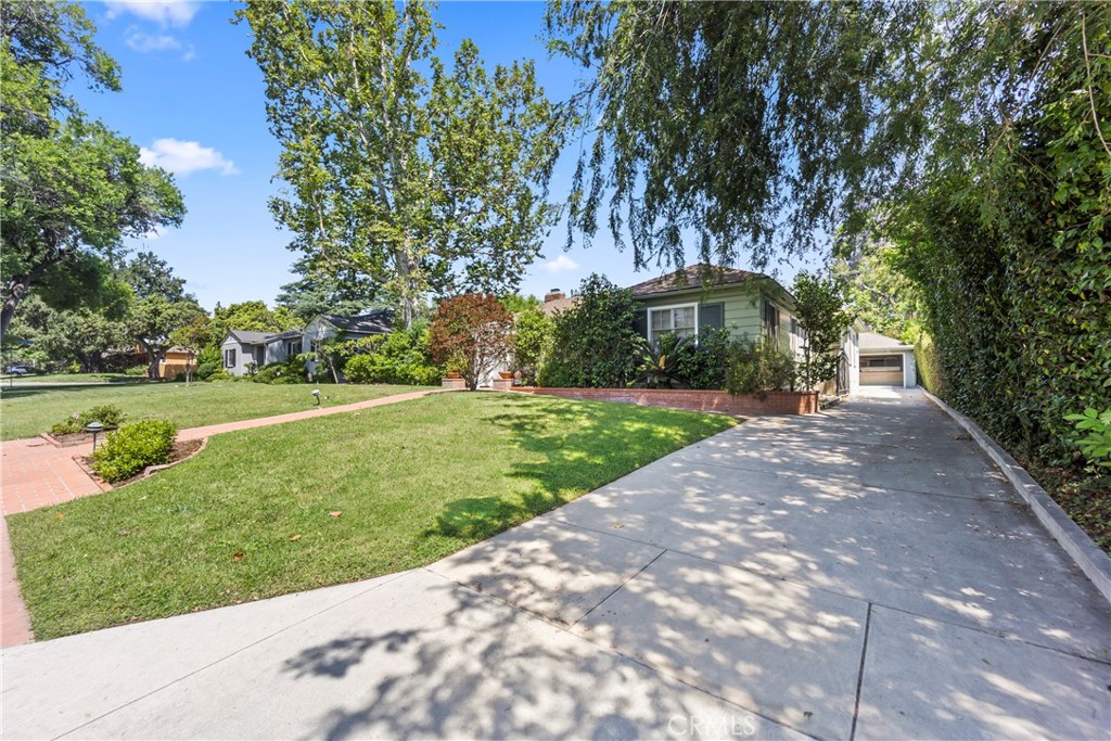 3521 Yorkshire Road