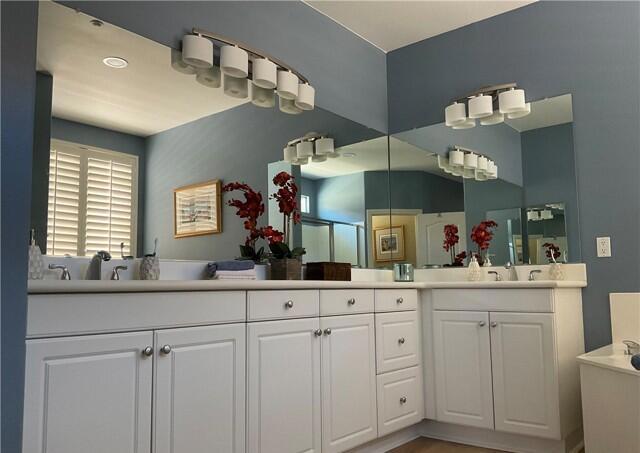 Four Seasons - Residential