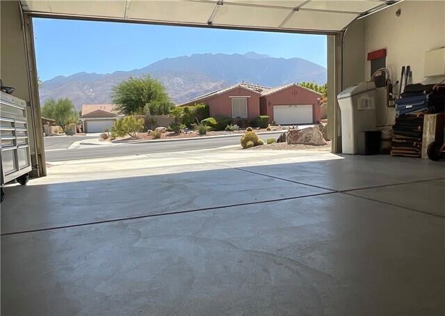 Four Seasons - Residential