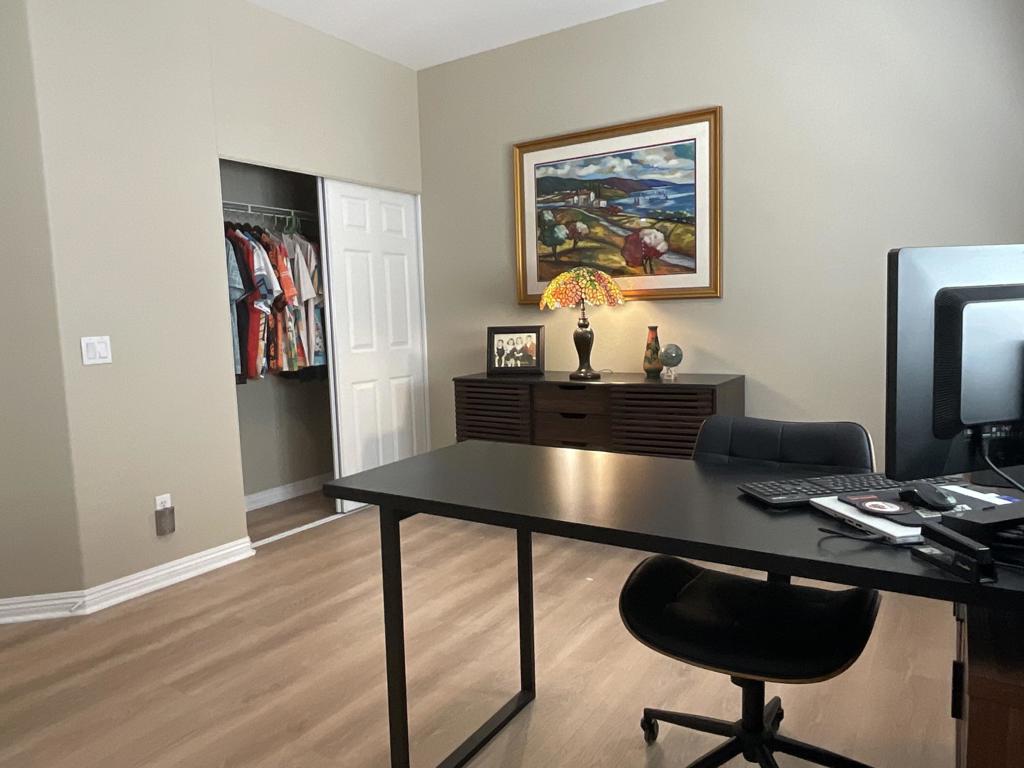 Four Seasons - Residential