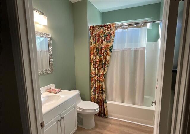 Four Seasons - Residential