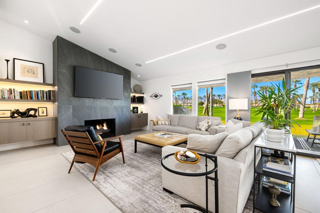 Desert Horizons C.C. - Residential