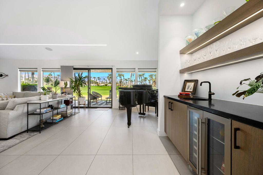 Desert Horizons C.C. - Residential