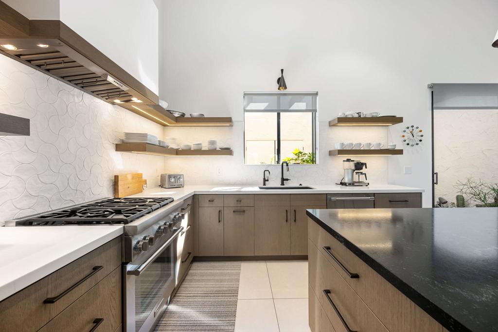 Desert Horizons C.C. - Residential