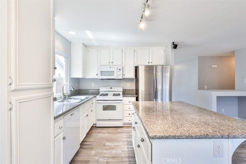 Tiny photo for 1452 Hummingbird WAY, Hemet, CA 92545 (MLS # CV26198708)