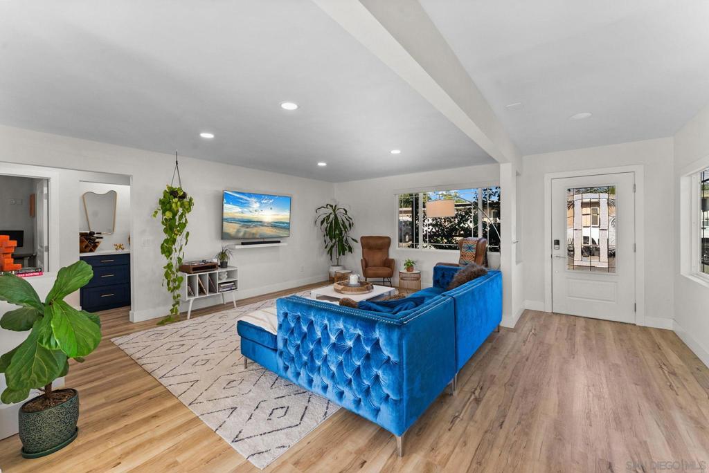 2618 Sheri Ln