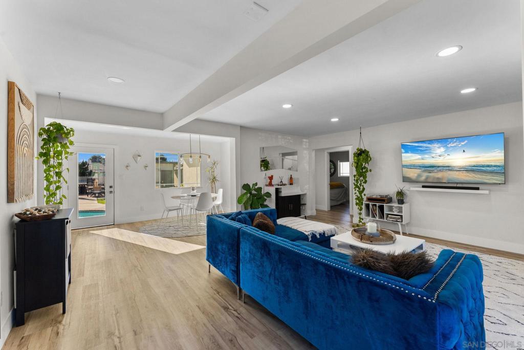 2618 Sheri Ln
