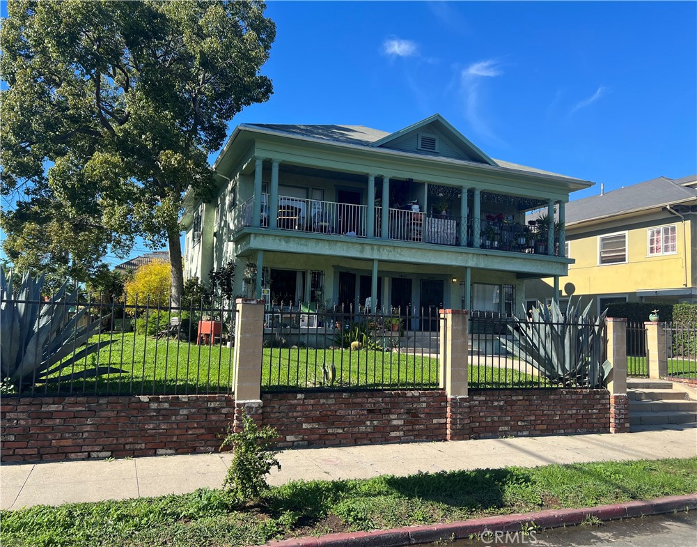 2955 Van Buren Place