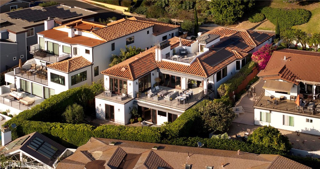 Corona Highlands (CORH) - Residential
