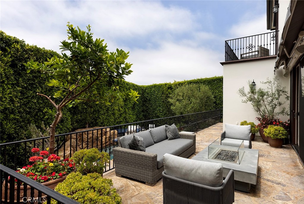 Corona Highlands (CORH) - Residential