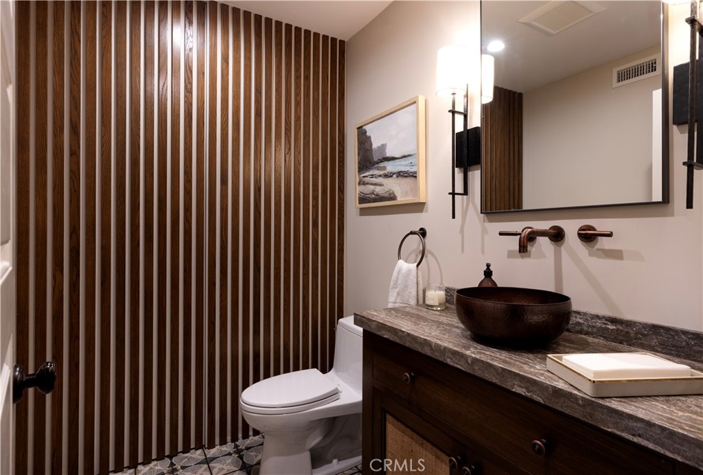 Corona Highlands (CORH) - Residential