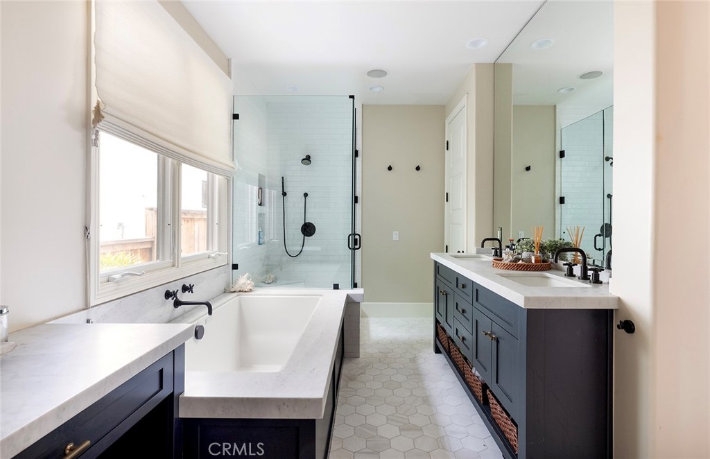 Corona Highlands (CORH) - Residential