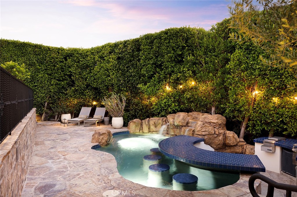 Corona Highlands (CORH) - Residential