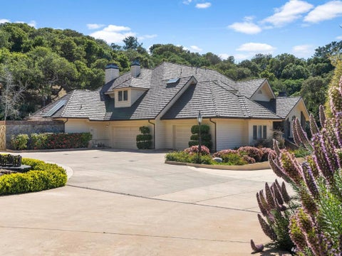 Photo of 24680 Avenida Principal, Salinas, CA 93908 (MLS # ML82062577)