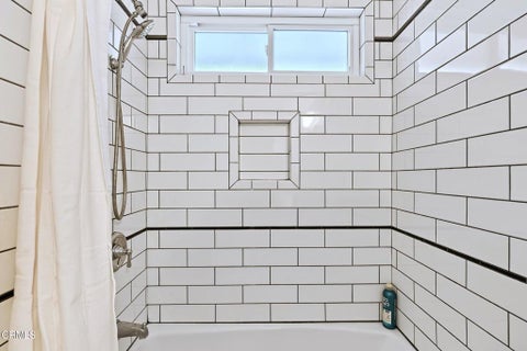 Tiny photo for 6094 Tahoe Place, Camarillo, CA 93012 (MLS # V1-39403)