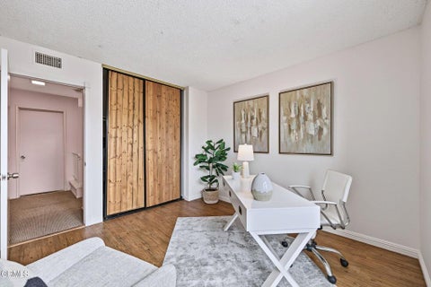Tiny photo for 6094 Tahoe Place, Camarillo, CA 93012 (MLS # V1-39403)
