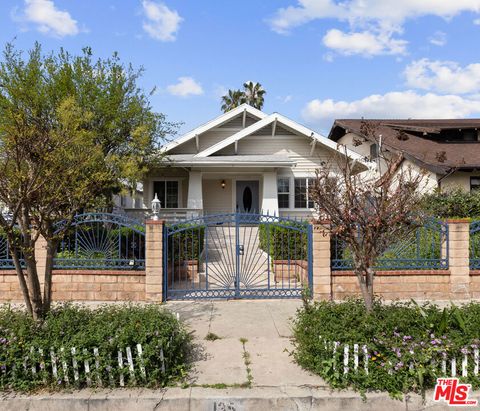 Photo of 135 S Dillon Street, Los Angeles, CA 90057 (MLS # 26834861)