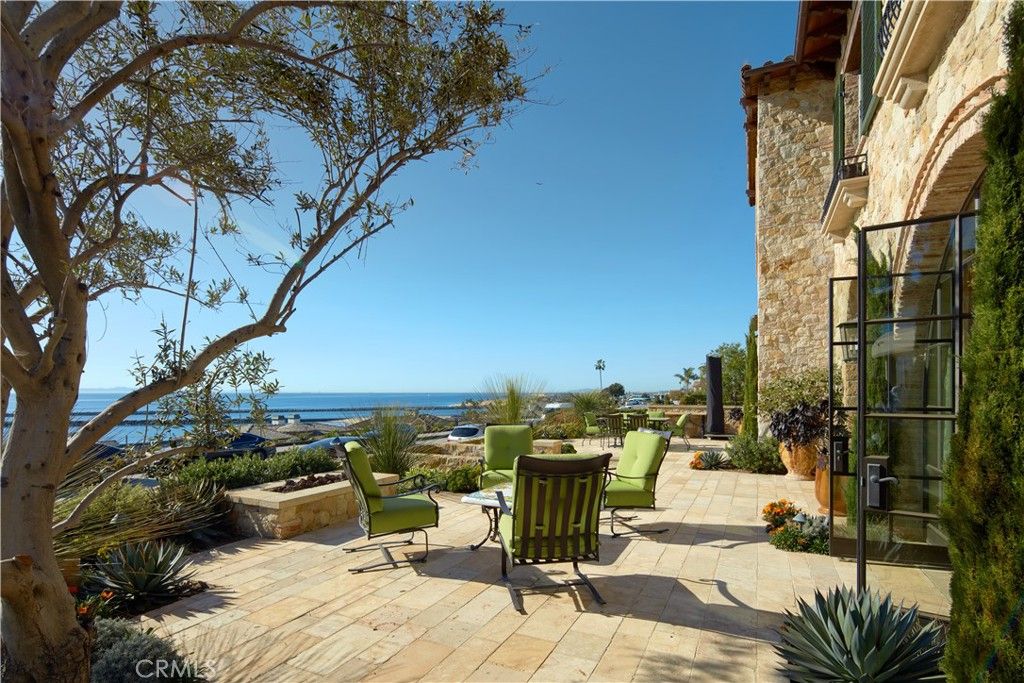 Photo of 3428 Ocean Boulevard, Corona Del Mar, CA 92625 (MLS # NP25011615)