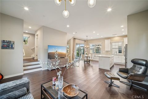 107 Kestrel Irvine CA 92618